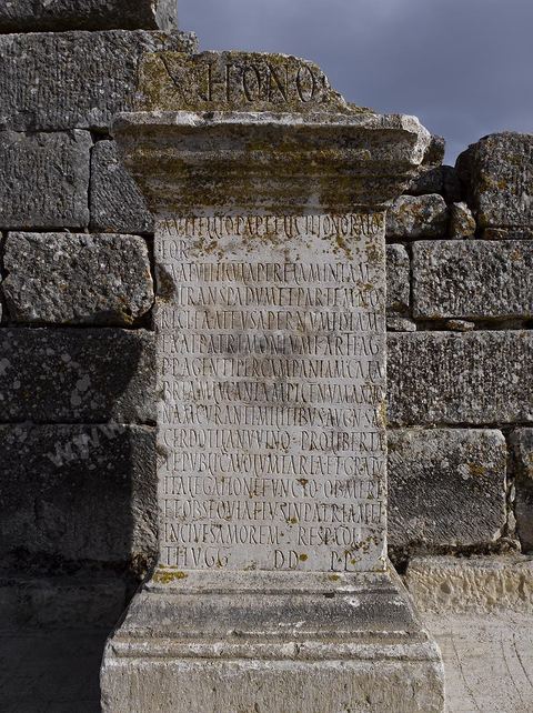 B12-121