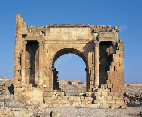 L'arc de Septime Severe a Haidra