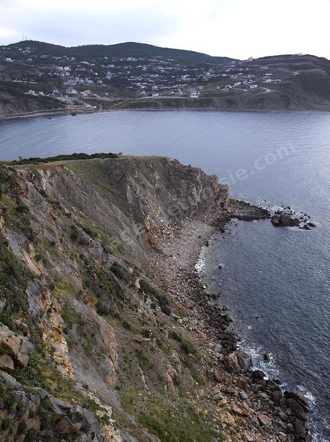 Vue sur la mer et la ville de Tabarka depuis les remparts du fort genois de Tabarka