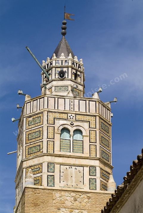 Minaret de la grande mosquée de la ville andalouse de Testour