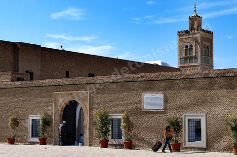 Façade de la Zaouia de Sidi Sahab ou mosquée du Barbier à Kairouan