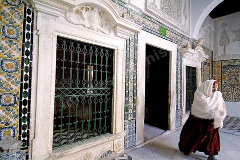 Vestibule de la zaouia sidi sahab ou mosquée du Barbier à Kairouan