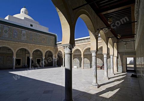 Patio de la zaouia sidi sahab ou mosquée du Barbier à Kairouan