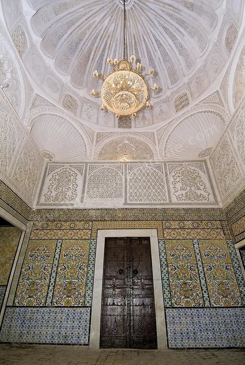 Vestibule de la zaouia sidi sahab ou mosquée du Barbier à Kairouan