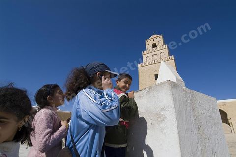 Cour intérieure et minaret de la Grande Mosquée de Kairouan