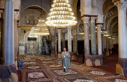 la salle des prières de la Grande Mosquée de Kairouan