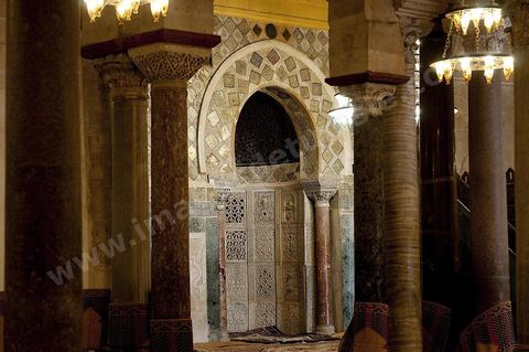 Salle des prières et Mirhab de la salle des prières de la Grande Mosquée de Kairouan