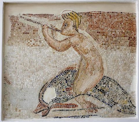Mosaique d'un Amour chevauchant un dauphin  - musée archéologique de Sousse dans la Kasbah située en haut de la medina de Sousse