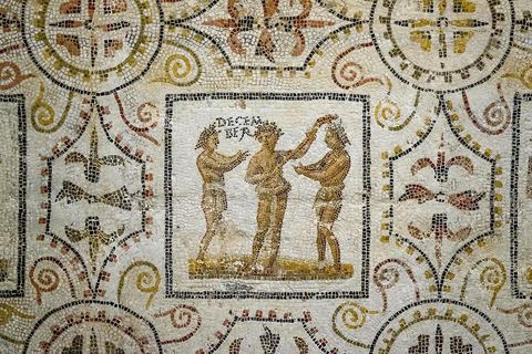 Mosaique des saisons et des mois, un calendrier illustré, El Djem, 186 x 273 cm - musée archéologique de Sousse dans la Kasbah située en haut de la medina de Sousse
