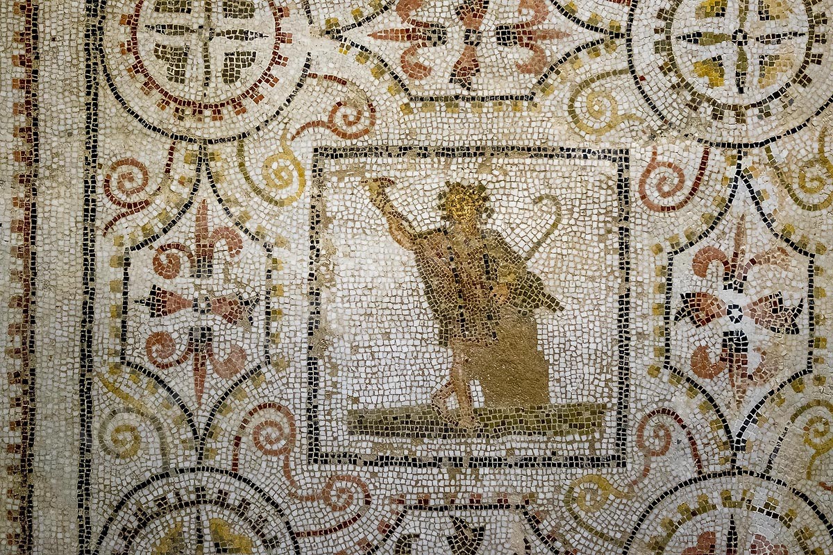 D02-2162
