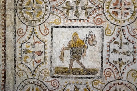Mosaique des saisons et des mois, un calendrier illustré, El Djem, 186 x 273 cm - musée archéologique de Sousse dans la Kasbah située en haut de la medina de Sousse