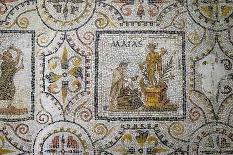 Mosaique des saisons et des mois, un calendrier illustré, El Djem, 186 x 273 cm - musée archéologique de Sousse dans la Kasbah située en haut de la medina de Sousse