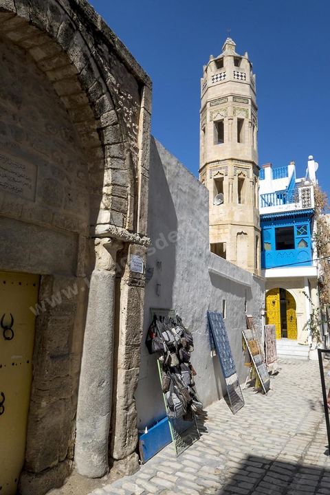 Minaret de la Zaouia Zakkak dasn la medina de Sousse. Sousse ou la perle du Sahel. 
