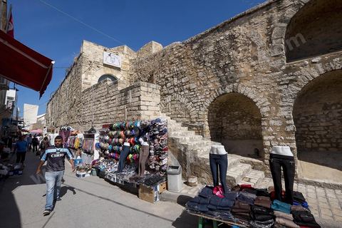 Vue intérieure des remparts de Sousse ou la perle du Sahel. 