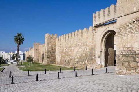 Les remparts de Sousse sur la partie haute de la medina. Sousse ou la perle du Sahel. 