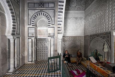 Mausolée Sidi Kacem el Jelizi ou Musée National de la Céramique tunisienne sur la place du Leader dans le quartier de Bab Djedid à Tunis.