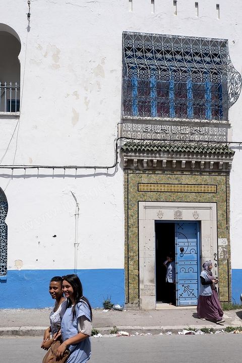 Lycée Alaouidans le quartier de Bab Djedid à Tunis.