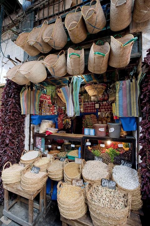 Boutique dasn le souk du quartier Halfaouine dans la medina de Tunis