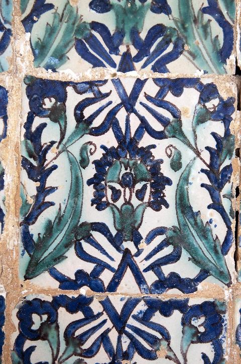 intérieure de la Koubba du Belvédère après sa restauration - détail de la céramique murale
