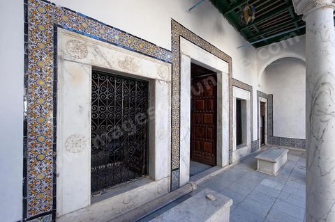 Tourbet el Bey le mausolée de la famille beylicale dans la medina de Tunis