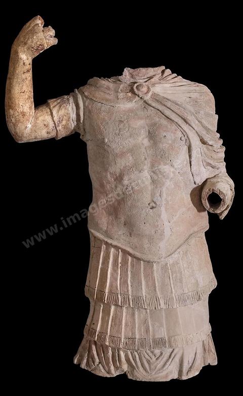 Soldat punique en terre cuite.  Musée National de Carthage