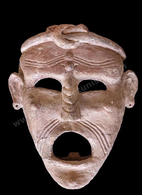 Masque punique en terre cuite. Musée National de Carthage