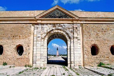 porte d'enceinte du XVI S. - La Goulette