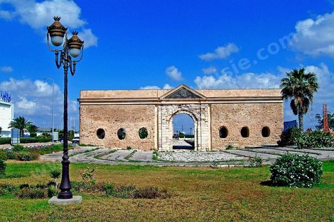 porte d'enceinte du XVI S. - La Goulette