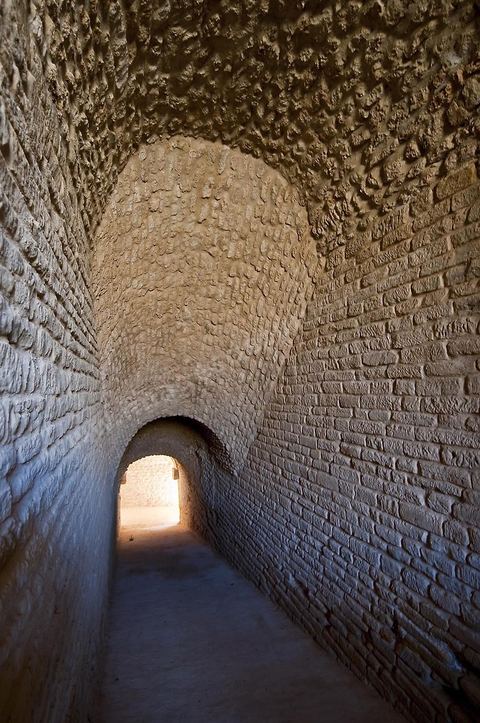 Amphithéâtre sur le site archéologique romain de Uthina / Oudna dans la région de Mornag banlieue sud de Tunis