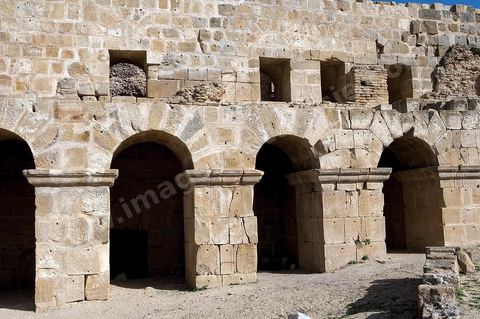 Capitole sur le site archéologique romain de Uthina / Oudna dans la région de Mornag banlieue sud de Tunis